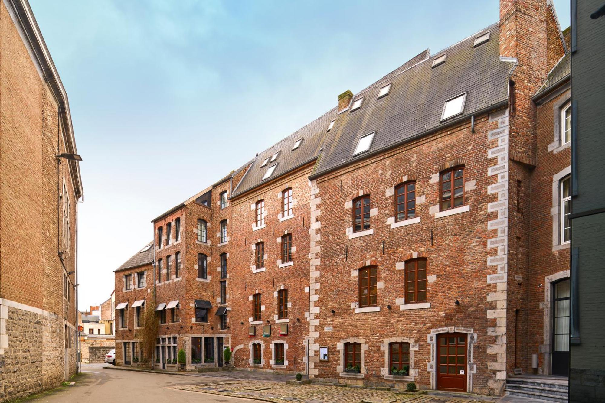 Les Tanneurs Hotel 4*