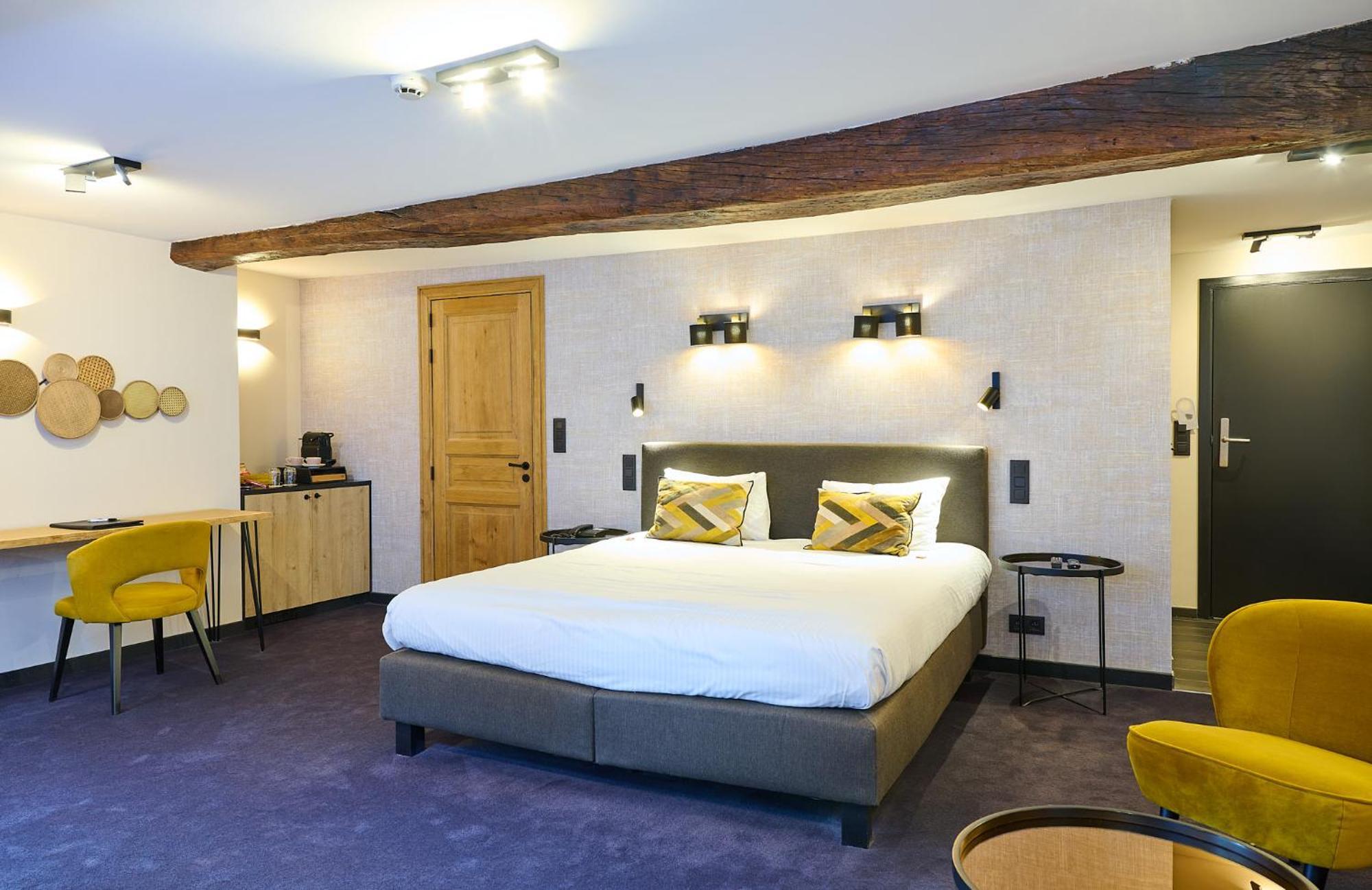 Les Tanneurs Hotel 4*