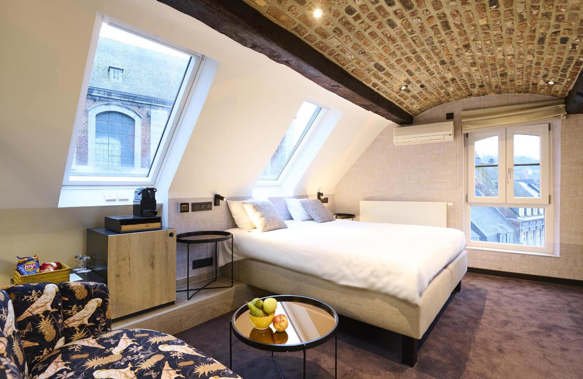 Hotel Les Tanneurs 4*